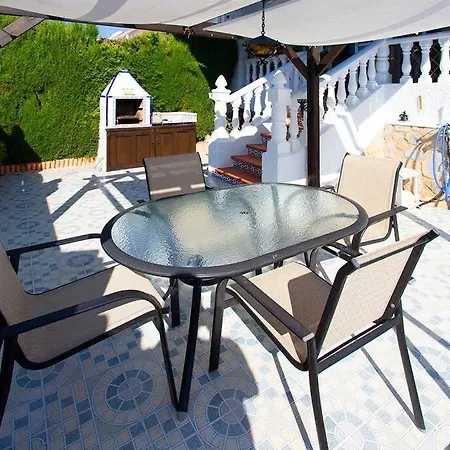 Holiday home Ch Jardin Marabu *